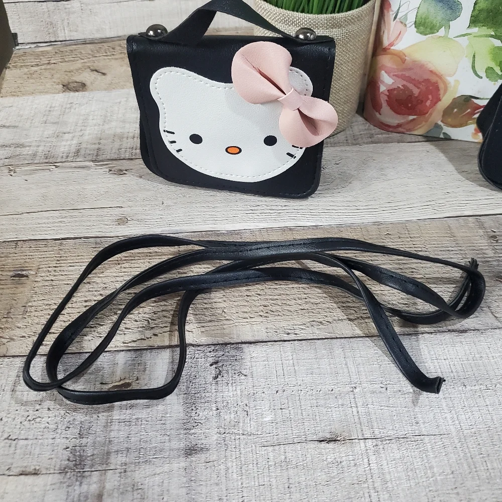 HELLO KITTY | Mini Crossbody/Large Coinpurse in Black - Picture 5 of 7